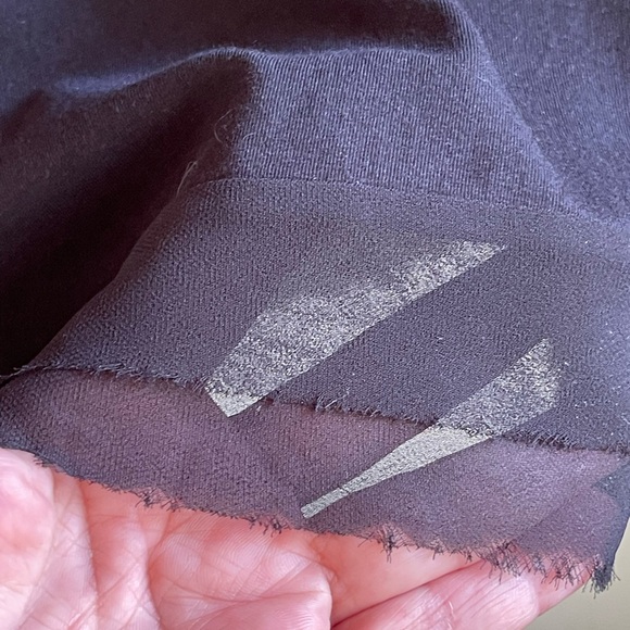 Coldwater Creek black tank w/chiffon edge 1X - Picture 5 of 8